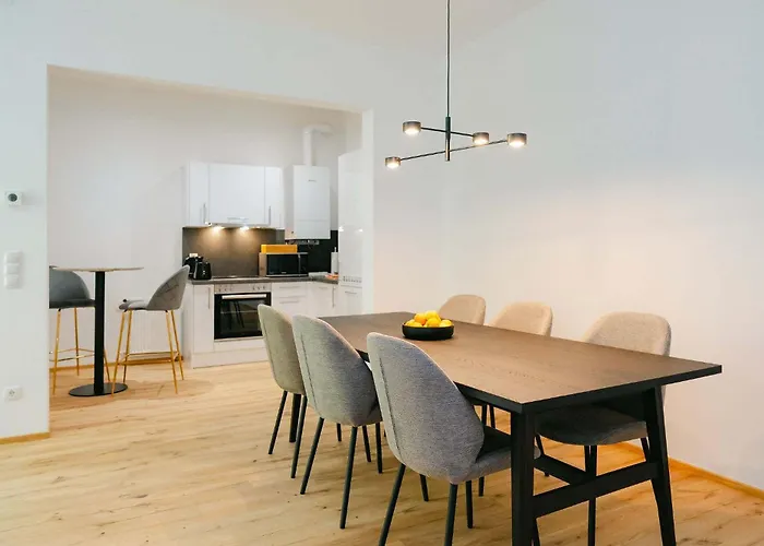 Comfy 3br Perfect For 4-6 Metro Free Parking Apartamento Viena