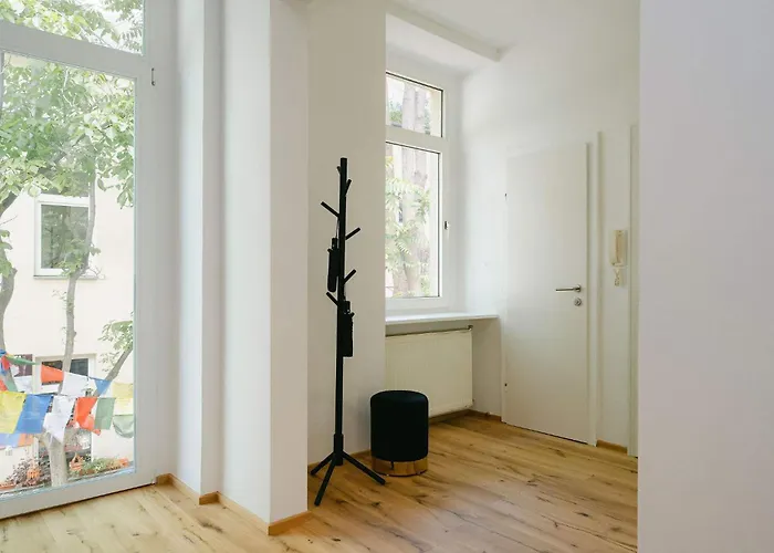 Comfy 3br Perfect For 4-6 Metro Free Parking *